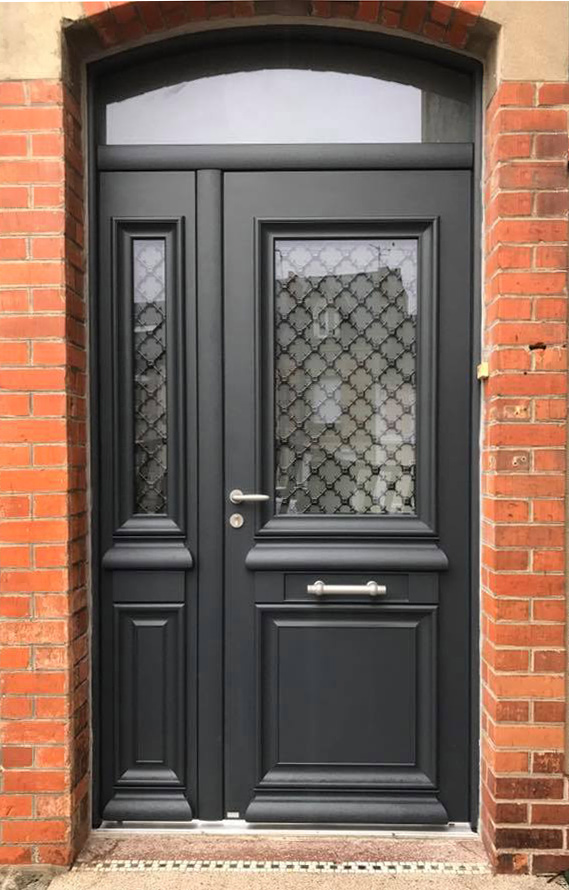 Image de réalisation porte entrée Aluminium